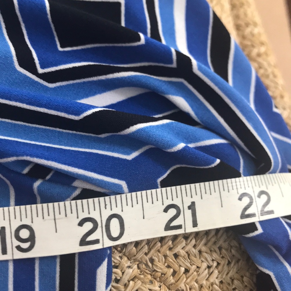 ⭐️SALE⭐️ 🎉HP🎉 Michael Kors Long Sleeve Dress - Picture 8 of 8